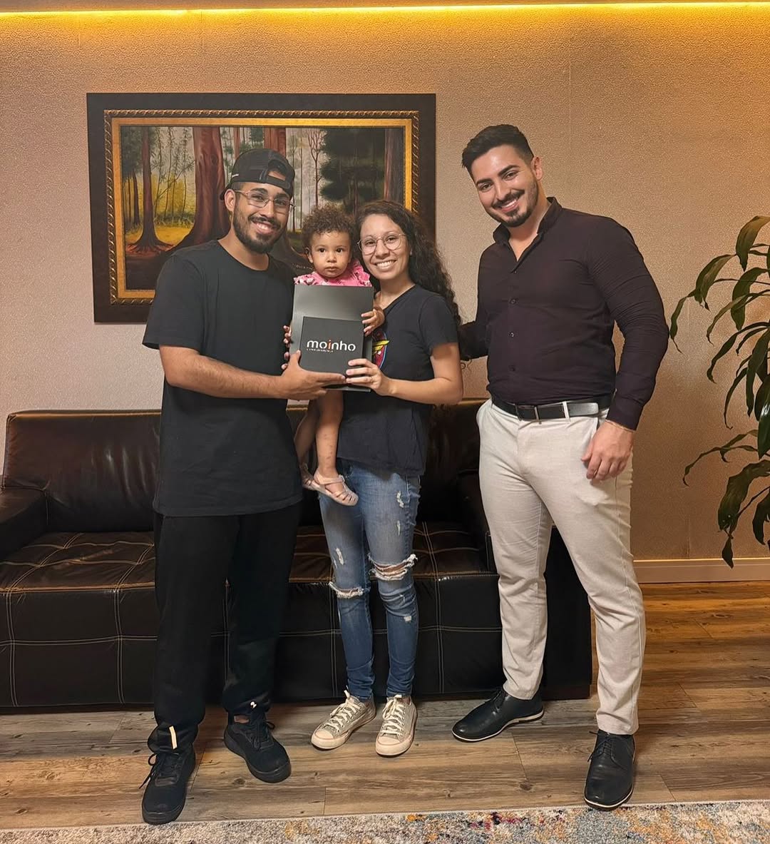 Essa-semana-foi-o-Rodrigo-e-a-Suyanne-que-realizaram-o-seu-sonho-no-@gaudihomeclub-Meus-parabens-Obrigado-pela-confianca.Muito-feliz-por-voces-Merecem-muito-@imobiliariavarela.jpg